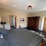 Private Secluded For 20 Guests On Large Private Estate - - Tenniscourt - Savone فيلة
