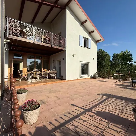 Private Secluded For 20 Guests On Large Private Estate - - Tenniscourt - Savone * Cairo Montenotte