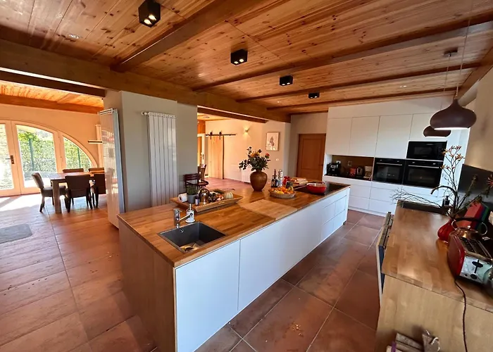 Private Secluded For 20 Guests On Large Private Estate - - Tenniscourt - Savone *